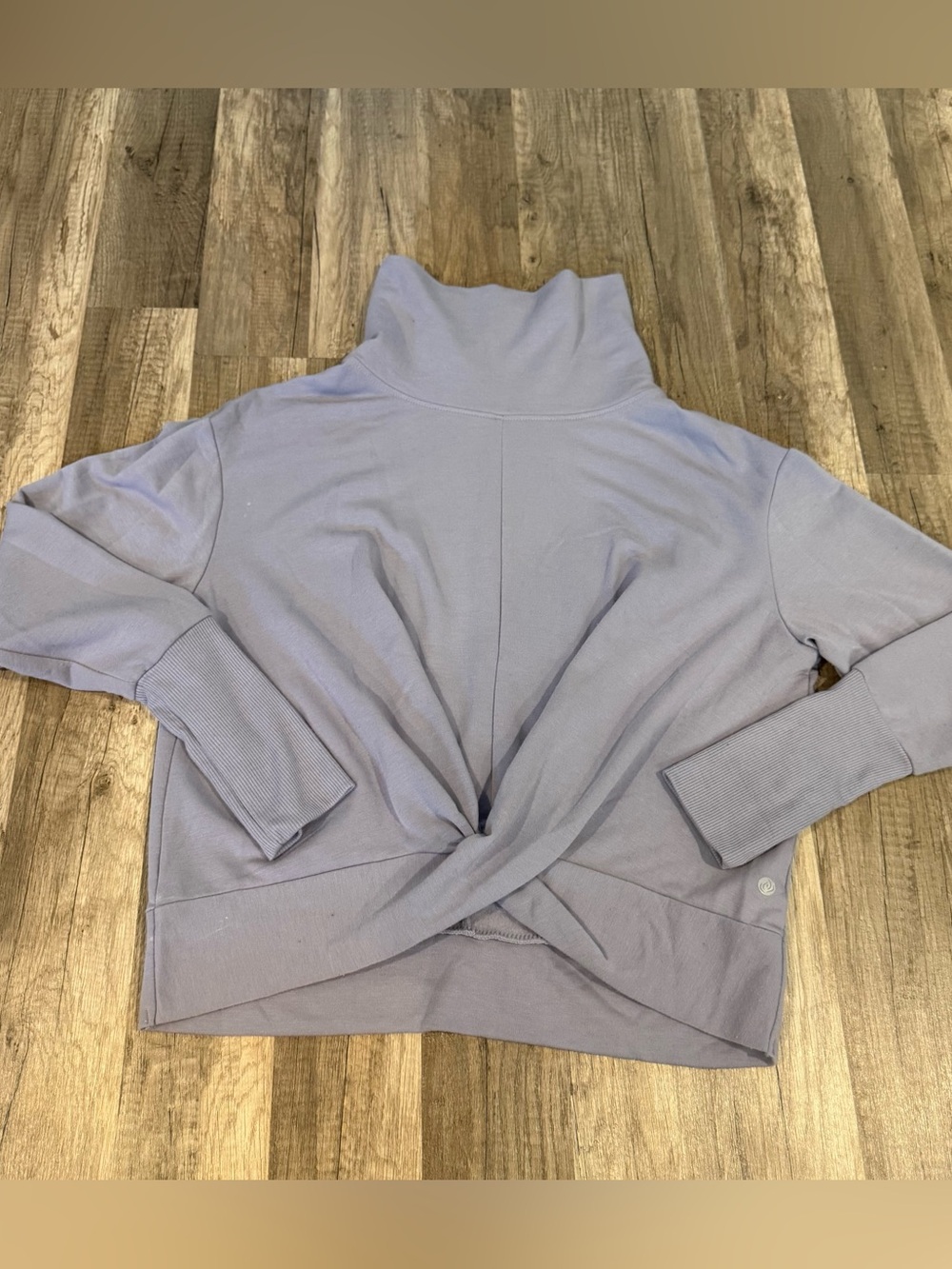 Women's Lilac Turtleneck Twist-Front Sweatshirt